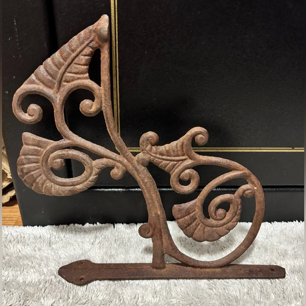Antique Vintage,Cast Iron Ornate Wall Bracket,Vine Style.